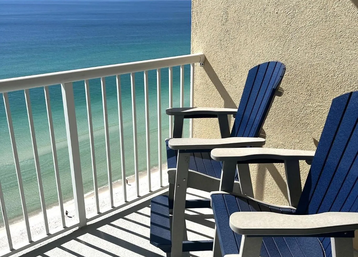 Majestic Blue Dolphin Apartment Panama City Beach