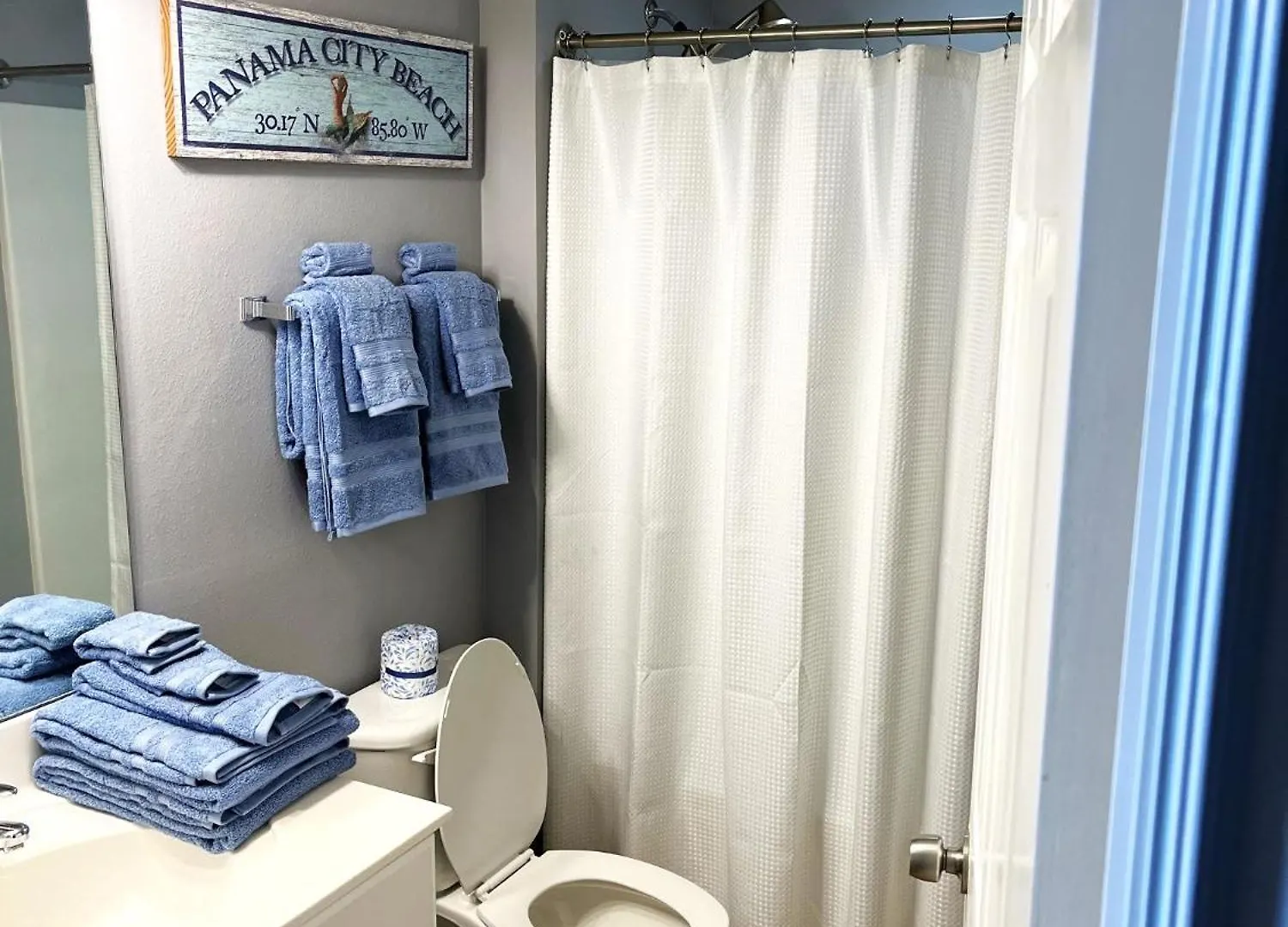 Majestic Blue Dolphin Apartment Panama City Beach